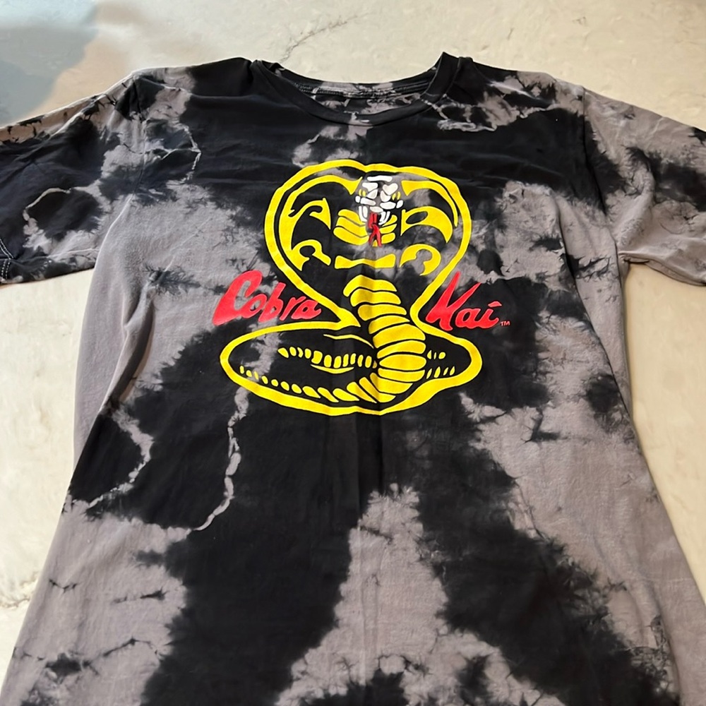 Cobra 🐍 Kai T